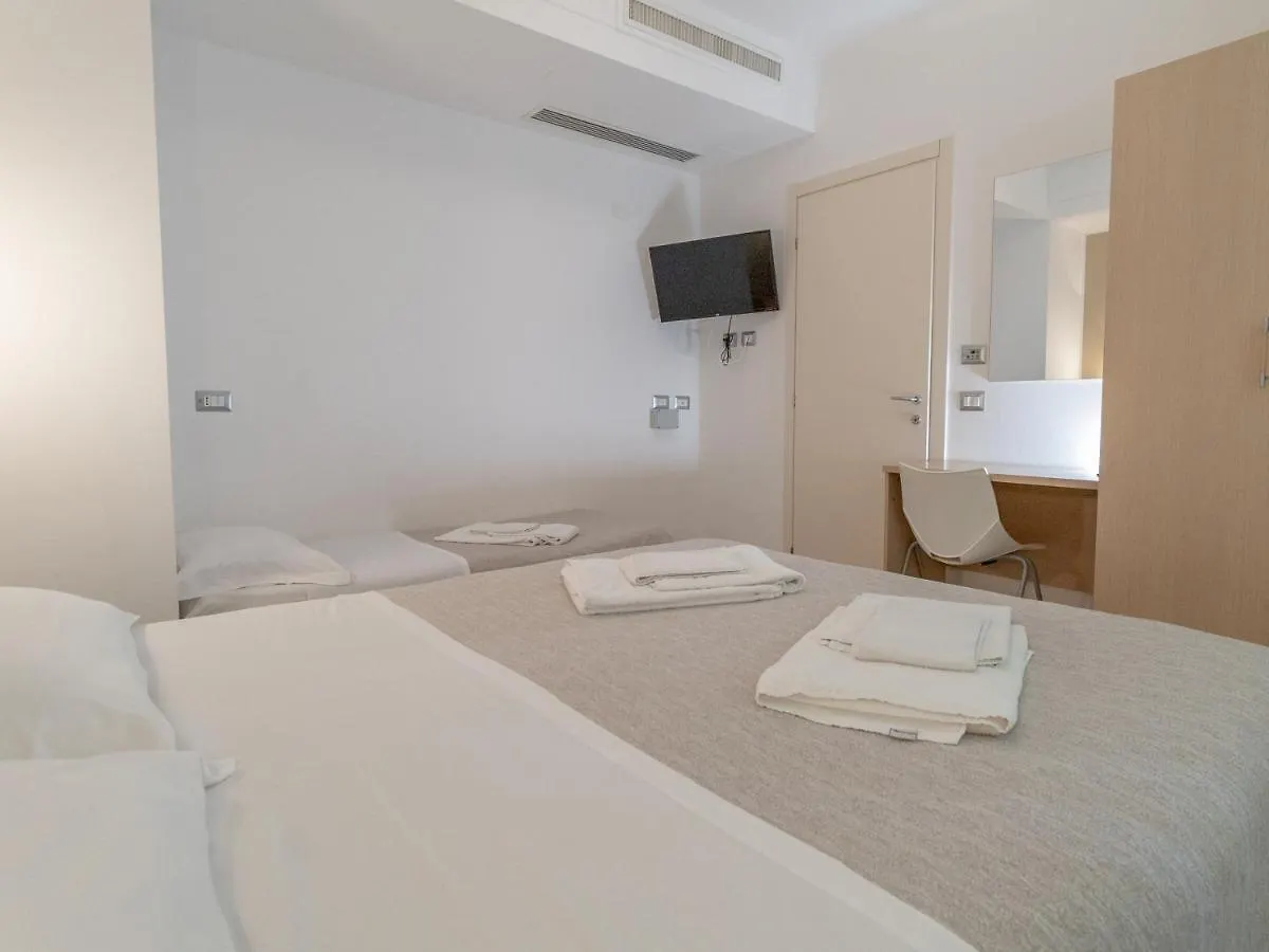 Residence Perla Misano Adriatico 3*,